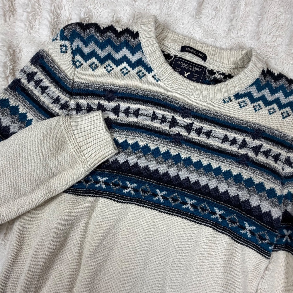 American Eagle Mens XS Seriously Soft Fair Isle Crewneck Sweater Cream Blue